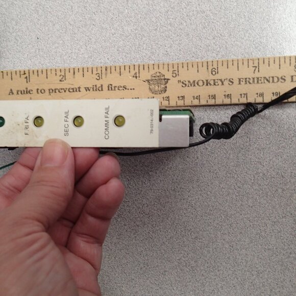 Bosch D928 Dual Phone Line Switcher - Picture 2 of 5